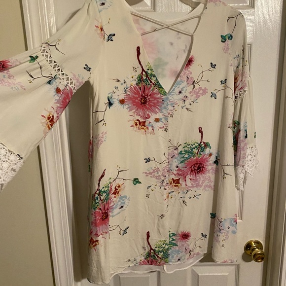 Floral White Dress! - Picture 2 of 3